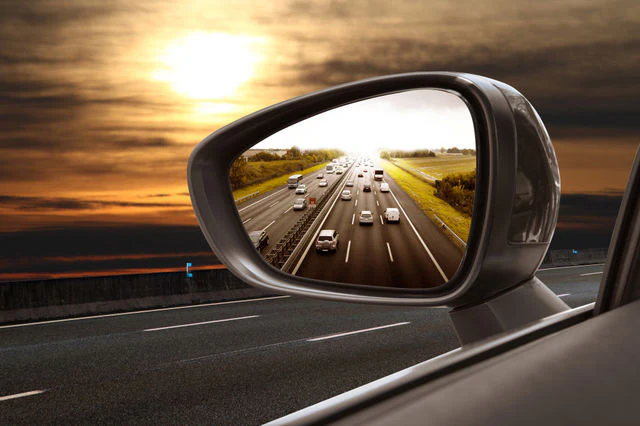עקיפה מימין